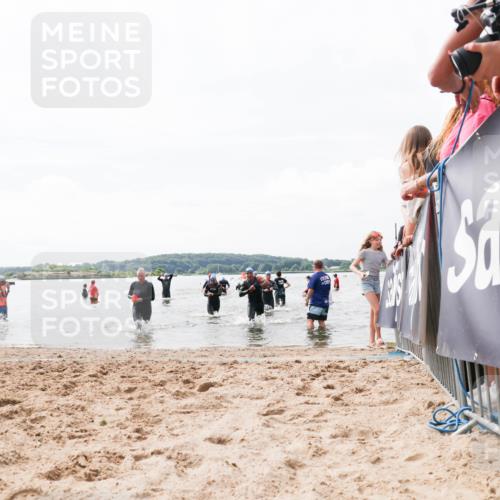 21.06.2026 - Viking Triathlon Michael Strokosch http://msf.ph/oto/9825625 21.06.2026 10:35:09 Schwimmen 18, 100, 267, 372, 621 meine-sportfotos.de