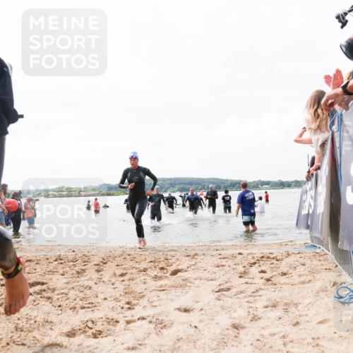 21.06.2026 - Viking Triathlon Michael Strokosch http://msf.ph/oto/9825647 21.06.2026 10:35:16 Schwimmen 18, 73, 100, 372, 568, 621, 623 meine-sportfotos.de