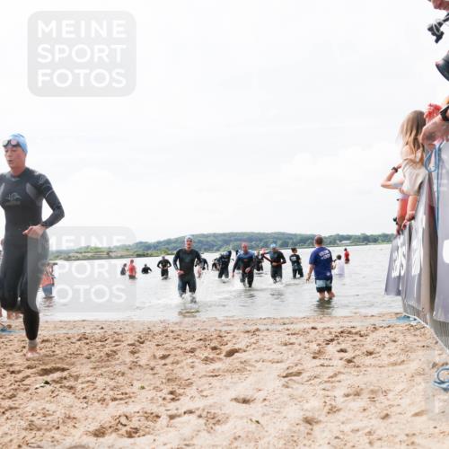 21.06.2026 - Viking Triathlon Michael Strokosch http://msf.ph/oto/9825652 21.06.2026 10:35:18 Schwimmen 18, 73, 100, 372, 568, 621, 623 meine-sportfotos.de