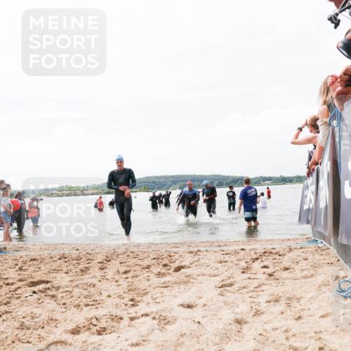 21.06.2026 - Viking Triathlon Michael Strokosch http://msf.ph/oto/9825656 21.06.2026 10:35:19 Schwimmen 18, 73, 100, 372, 490, 568, 623 meine-sportfotos.de