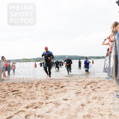 21.06.2026 - Viking Triathlon Michael Strokosch http://msf.ph/oto/9825666 21.06.2026 10:35:23 Schwimmen 73, 100, 136, 194, 380, 490, 568, 623 meine-sportfotos.de