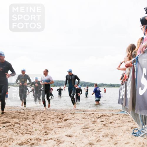 21.06.2026 - Viking Triathlon Michael Strokosch http://msf.ph/oto/9825694 21.06.2026 10:35:32 Schwimmen 49, 136, 194, 242, 311, 332, 380, 430, 490, 501, 551 meine-sportfotos.de