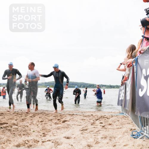 21.06.2026 - Viking Triathlon Michael Strokosch http://msf.ph/oto/9825696 21.06.2026 10:35:33 Schwimmen 49, 136, 194, 226, 242, 311, 332, 380, 430, 490, 501, 551 meine-sportfotos.de