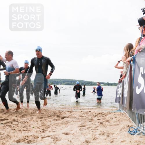 21.06.2026 - Viking Triathlon Michael Strokosch http://msf.ph/oto/9825698 21.06.2026 10:35:33 Schwimmen 49, 136, 194, 226, 242, 311, 332, 380, 430, 490, 501, 551 meine-sportfotos.de