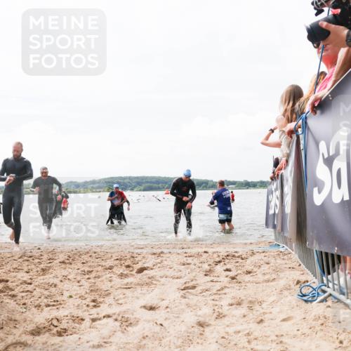 21.06.2026 - Viking Triathlon Michael Strokosch http://msf.ph/oto/9825702 21.06.2026 10:35:35 Schwimmen 49, 136, 194, 226, 242, 311, 332, 380, 430, 501, 551 meine-sportfotos.de