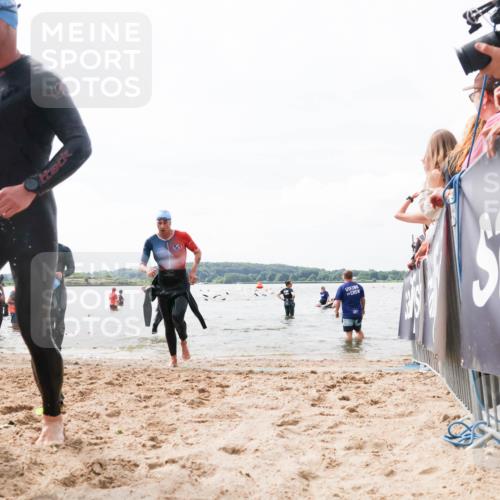 21.06.2026 - Viking Triathlon Michael Strokosch http://msf.ph/oto/9825713 21.06.2026 10:35:38 Schwimmen 49, 136, 226, 242, 311, 332, 380, 430, 501, 551 meine-sportfotos.de