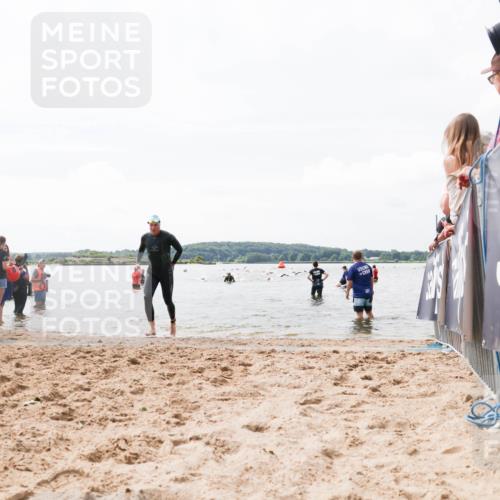 21.06.2026 - Viking Triathlon Michael Strokosch http://msf.ph/oto/9825721 21.06.2026 10:35:41 Schwimmen 49, 226, 311, 332, 501, 551 meine-sportfotos.de