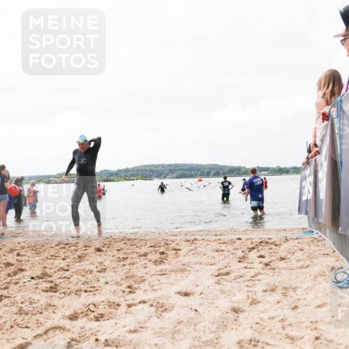 21.06.2026 - Viking Triathlon Michael Strokosch http://msf.ph/oto/9825723 21.06.2026 10:35:42 Schwimmen 49, 226, 332, 501, 551 meine-sportfotos.de