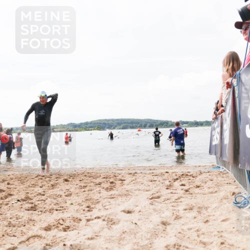 21.06.2026 - Viking Triathlon Michael Strokosch http://msf.ph/oto/9825724 21.06.2026 10:35:42 Schwimmen 49, 226, 332, 501, 551 meine-sportfotos.de