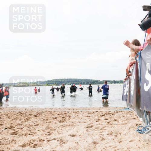 21.06.2026 - Viking Triathlon Michael Strokosch http://msf.ph/oto/9825755 21.06.2026 10:35:55 Schwimmen 137, 202, 472, 651 meine-sportfotos.de