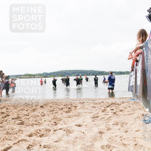 21.06.2026 - Viking Triathlon Michael Strokosch http://msf.ph/oto/9825759 21.06.2026 10:35:57 Schwimmen 137, 202, 472, 651 meine-sportfotos.de