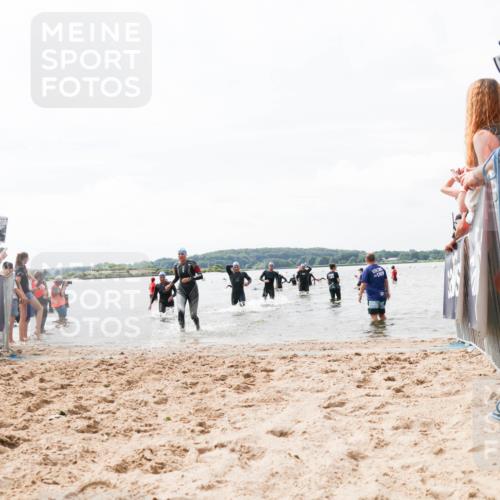 21.06.2026 - Viking Triathlon Michael Strokosch http://msf.ph/oto/9825789 21.06.2026 10:36:07 Schwimmen 20, 137, 200, 202, 360, 472, 530, 651 meine-sportfotos.de