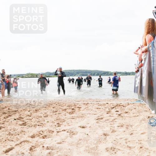 21.06.2026 - Viking Triathlon Michael Strokosch http://msf.ph/oto/9825797 21.06.2026 10:36:09 Schwimmen 20, 200, 202, 360, 472, 530, 560 meine-sportfotos.de