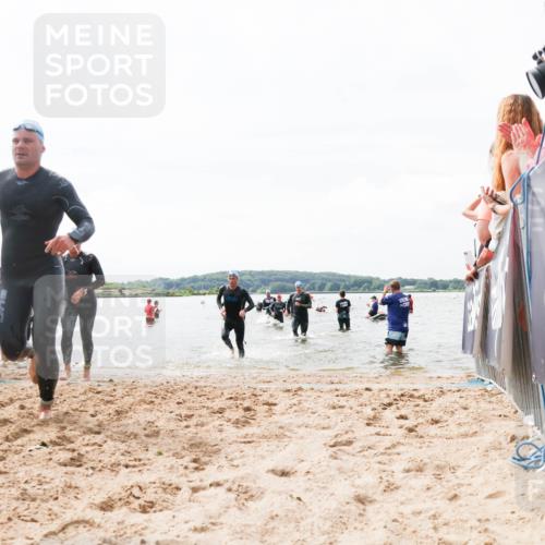 21.06.2026 - Viking Triathlon Michael Strokosch http://msf.ph/oto/9825805 21.06.2026 10:36:12 Schwimmen 20, 200, 323, 360, 530, 560, 656 meine-sportfotos.de