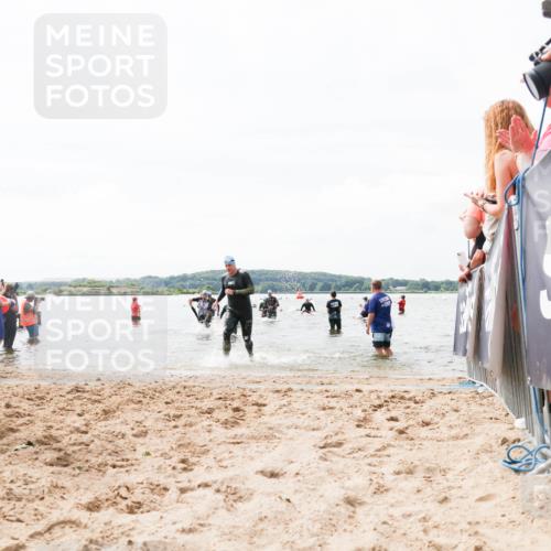 21.06.2026 - Viking Triathlon Michael Strokosch http://msf.ph/oto/9825815 21.06.2026 10:36:15 Schwimmen 200, 323, 360, 530, 556, 560, 656 meine-sportfotos.de