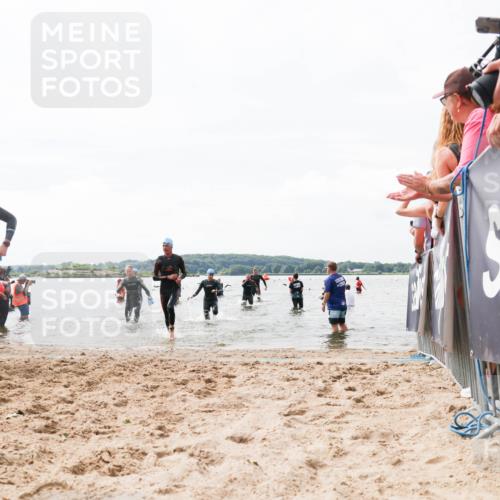 21.06.2026 - Viking Triathlon Michael Strokosch http://msf.ph/oto/9825846 21.06.2026 10:36:26 Schwimmen 16, 43, 113, 205, 323, 475, 556, 604, 656 meine-sportfotos.de