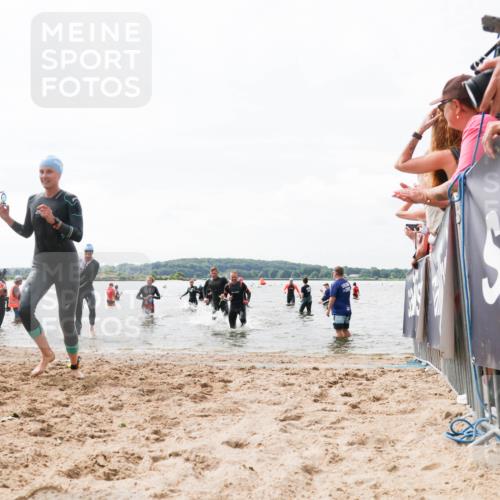 21.06.2026 - Viking Triathlon Michael Strokosch http://msf.ph/oto/9825862 21.06.2026 10:36:31 Schwimmen 16, 43, 113, 205, 475, 543, 604, 612 meine-sportfotos.de