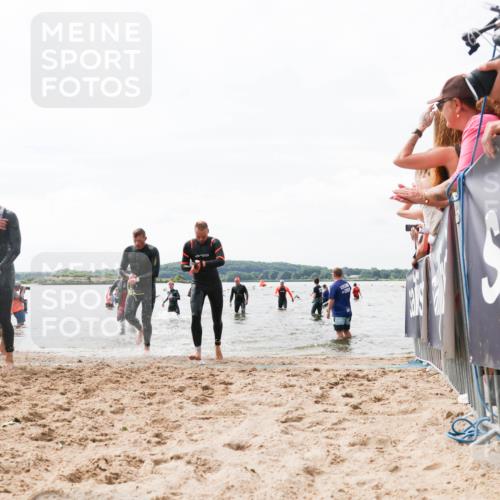 21.06.2026 - Viking Triathlon Michael Strokosch http://msf.ph/oto/9825870 21.06.2026 10:36:34 Schwimmen 16, 43, 113, 404, 475, 543, 604, 612 meine-sportfotos.de