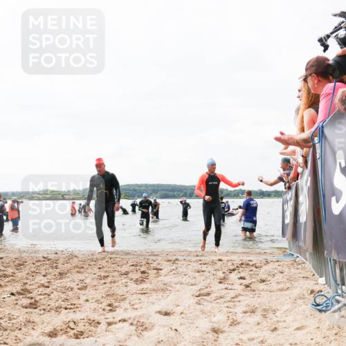 21.06.2026 - Viking Triathlon Michael Strokosch http://msf.ph/oto/9825906 21.06.2026 10:36:46 Schwimmen 219, 404, 526, 648 meine-sportfotos.de