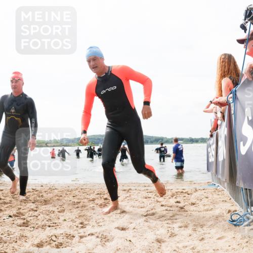 21.06.2026 - Viking Triathlon Michael Strokosch http://msf.ph/oto/9825914 21.06.2026 10:36:48 Schwimmen 68, 219, 404, 526, 648 meine-sportfotos.de