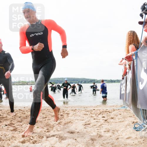 21.06.2026 - Viking Triathlon Michael Strokosch http://msf.ph/oto/9825915 21.06.2026 10:36:49 Schwimmen 68, 219, 404, 526, 648 meine-sportfotos.de