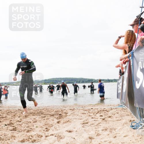 21.06.2026 - Viking Triathlon Michael Strokosch http://msf.ph/oto/9825925 21.06.2026 10:36:52 Schwimmen 68, 87, 122, 219, 364, 526, 606, 648 meine-sportfotos.de