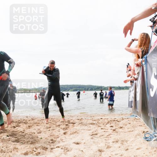 21.06.2026 - Viking Triathlon Michael Strokosch http://msf.ph/oto/9825953 21.06.2026 10:37:01 Schwimmen 68, 87, 122, 186, 325, 364, 395, 407, 606 meine-sportfotos.de