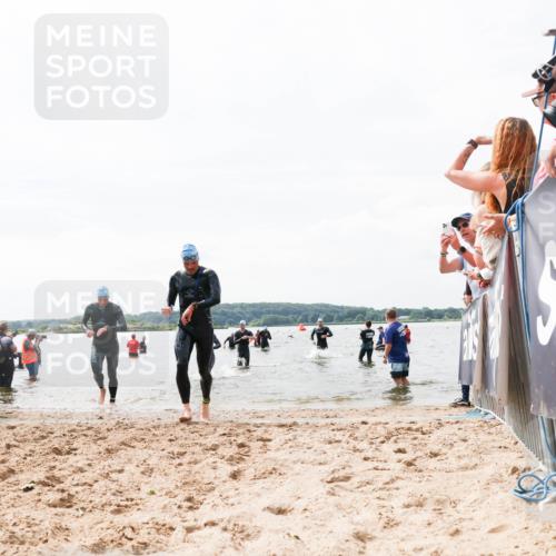 21.06.2026 - Viking Triathlon Michael Strokosch http://msf.ph/oto/9825969 21.06.2026 10:37:07 Schwimmen 84, 122, 142, 186, 325, 395, 407, 553 meine-sportfotos.de