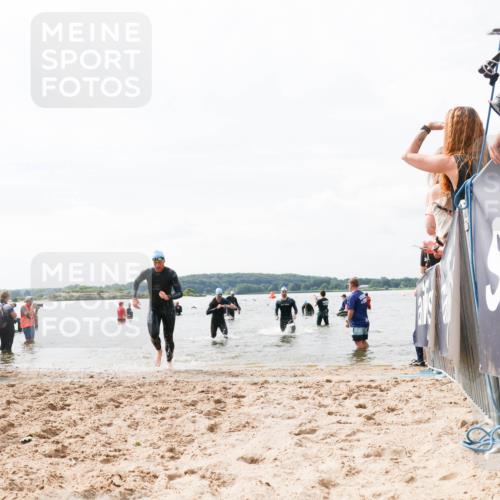 21.06.2026 - Viking Triathlon Michael Strokosch http://msf.ph/oto/9825979 21.06.2026 10:37:10 Schwimmen 84, 142, 186, 325, 395, 407, 553 meine-sportfotos.de