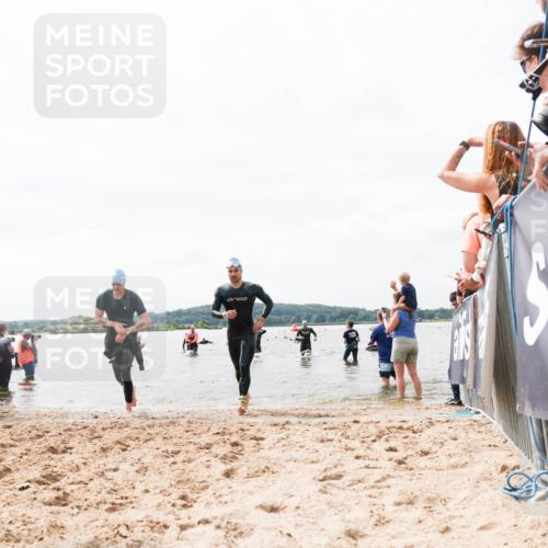 21.06.2026 - Viking Triathlon Michael Strokosch http://msf.ph/oto/9825995 21.06.2026 10:37:15 Schwimmen 84, 142, 455, 553 meine-sportfotos.de