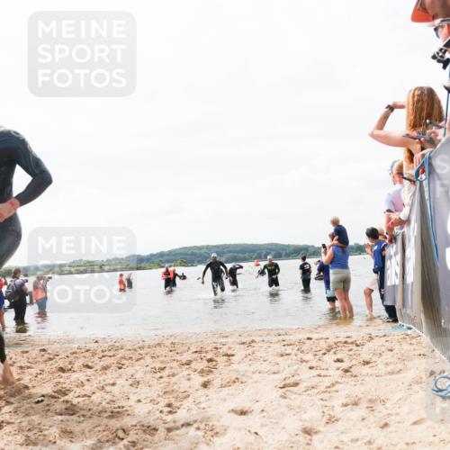21.06.2026 - Viking Triathlon Michael Strokosch http://msf.ph/oto/9826002 21.06.2026 10:37:18 Schwimmen 89, 142, 455, 553 meine-sportfotos.de