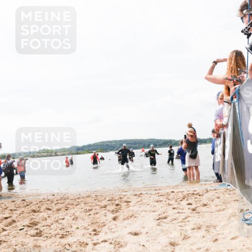 21.06.2026 - Viking Triathlon Michael Strokosch http://msf.ph/oto/9826006 21.06.2026 10:37:19 Schwimmen 89, 142, 455, 553 meine-sportfotos.de