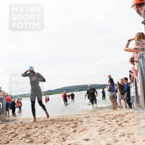 21.06.2026 - Viking Triathlon Michael Strokosch http://msf.ph/oto/9826020 21.06.2026 10:37:24 Schwimmen 64, 89, 370, 455 meine-sportfotos.de