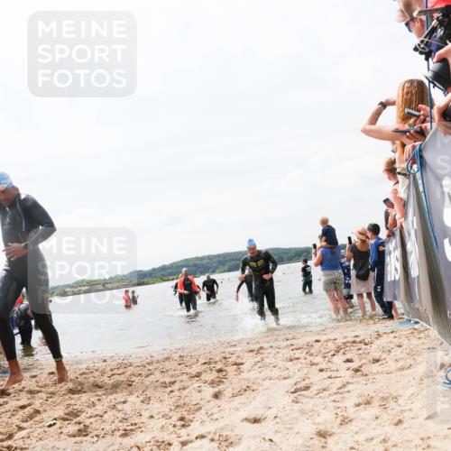 21.06.2026 - Viking Triathlon Michael Strokosch http://msf.ph/oto/9826022 21.06.2026 10:37:24 Schwimmen 64, 89, 370, 455 meine-sportfotos.de