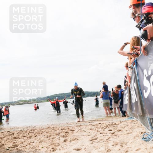 21.06.2026 - Viking Triathlon Michael Strokosch http://msf.ph/oto/9826024 21.06.2026 10:37:25 Schwimmen 64, 89, 370, 450, 455 meine-sportfotos.de