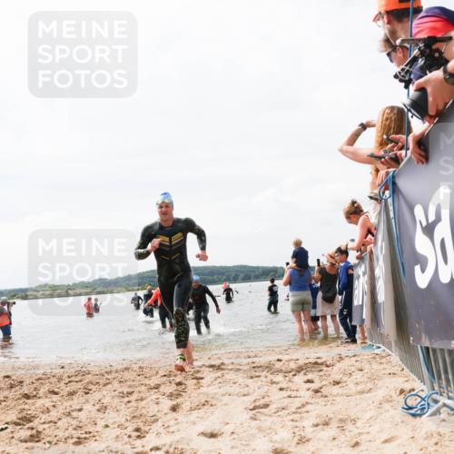 21.06.2026 - Viking Triathlon Michael Strokosch http://msf.ph/oto/9826027 21.06.2026 10:37:26 Schwimmen 64, 89, 370, 450, 455 meine-sportfotos.de