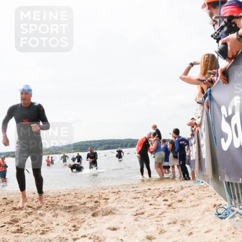 21.06.2026 - Viking Triathlon Michael Strokosch http://msf.ph/oto/9826039 21.06.2026 10:37:30 Schwimmen 64, 89, 111, 370, 450 meine-sportfotos.de