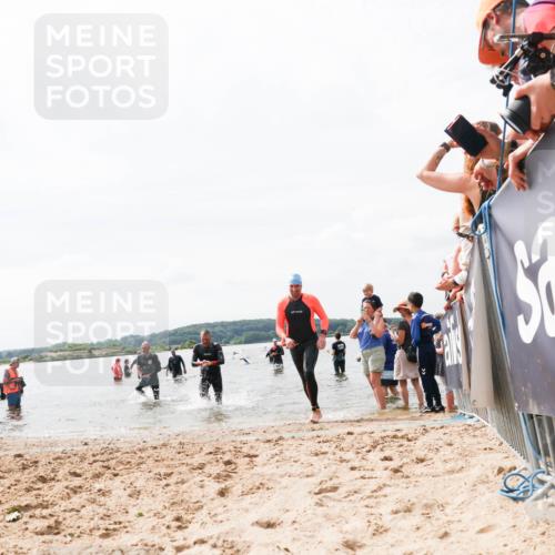 21.06.2026 - Viking Triathlon Michael Strokosch http://msf.ph/oto/9826044 21.06.2026 10:37:32 Schwimmen 64, 89, 111, 370, 450, 545 meine-sportfotos.de
