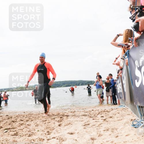 21.06.2026 - Viking Triathlon Michael Strokosch http://msf.ph/oto/9826049 21.06.2026 10:37:33 Schwimmen 64, 111, 239, 370, 450, 545 meine-sportfotos.de