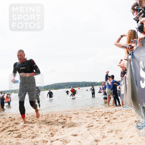 21.06.2026 - Viking Triathlon Michael Strokosch http://msf.ph/oto/9826056 21.06.2026 10:37:36 Schwimmen 111, 239, 370, 450, 545 meine-sportfotos.de