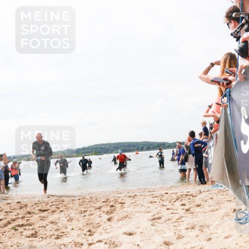 21.06.2026 - Viking Triathlon Michael Strokosch http://msf.ph/oto/9826061 21.06.2026 10:37:37 Schwimmen 111, 239, 370, 450, 513, 545 meine-sportfotos.de