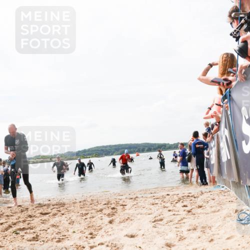 21.06.2026 - Viking Triathlon Michael Strokosch http://msf.ph/oto/9826064 21.06.2026 10:37:38 Schwimmen 111, 239, 370, 450, 513, 545 meine-sportfotos.de