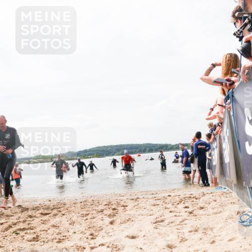 21.06.2026 - Viking Triathlon Michael Strokosch http://msf.ph/oto/9826065 21.06.2026 10:37:39 Schwimmen 111, 239, 450, 513, 545 meine-sportfotos.de