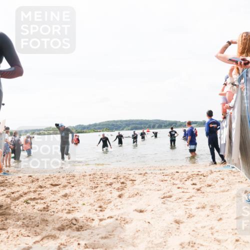 21.06.2026 - Viking Triathlon Michael Strokosch http://msf.ph/oto/9826080 21.06.2026 10:37:44 Schwimmen 239, 243, 513, 545 meine-sportfotos.de