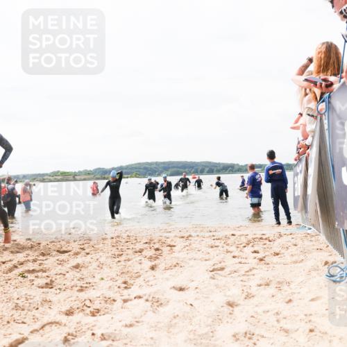 21.06.2026 - Viking Triathlon Michael Strokosch http://msf.ph/oto/9826093 21.06.2026 10:37:48 Schwimmen 197, 239, 243, 467, 513, 633 meine-sportfotos.de