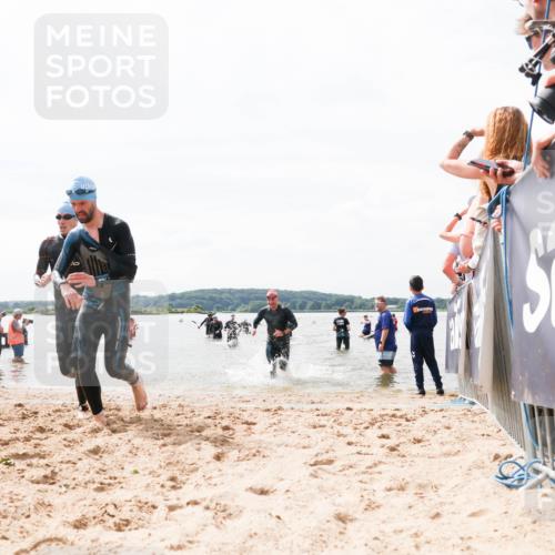 21.06.2026 - Viking Triathlon Michael Strokosch http://msf.ph/oto/9826112 21.06.2026 10:37:55 Schwimmen 171, 197, 243, 285, 449, 467, 633 meine-sportfotos.de