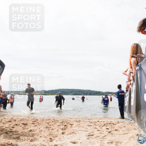 21.06.2026 - Viking Triathlon Michael Strokosch http://msf.ph/oto/9826161 21.06.2026 10:38:11 Schwimmen 80, 99, 241, 315 meine-sportfotos.de