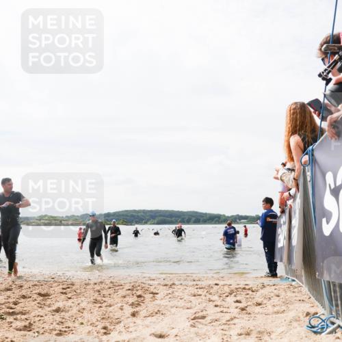21.06.2026 - Viking Triathlon Michael Strokosch http://msf.ph/oto/9826166 21.06.2026 10:38:13 Schwimmen 80, 99, 241, 315 meine-sportfotos.de