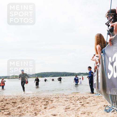 21.06.2026 - Viking Triathlon Michael Strokosch http://msf.ph/oto/9826169 21.06.2026 10:38:14 Schwimmen 80, 99, 241, 315 meine-sportfotos.de