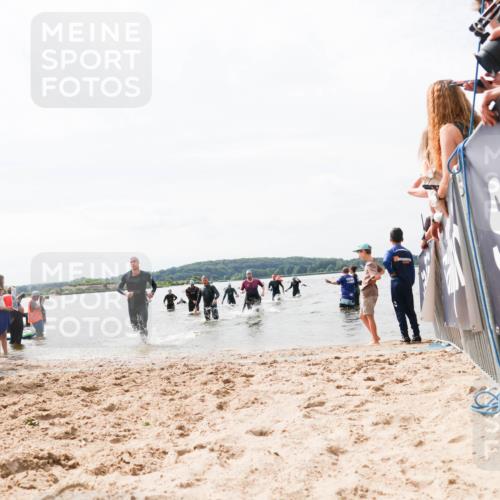 21.06.2026 - Viking Triathlon Michael Strokosch http://msf.ph/oto/9826219 21.06.2026 10:38:31 Schwimmen 300, 316, 465, 567 meine-sportfotos.de